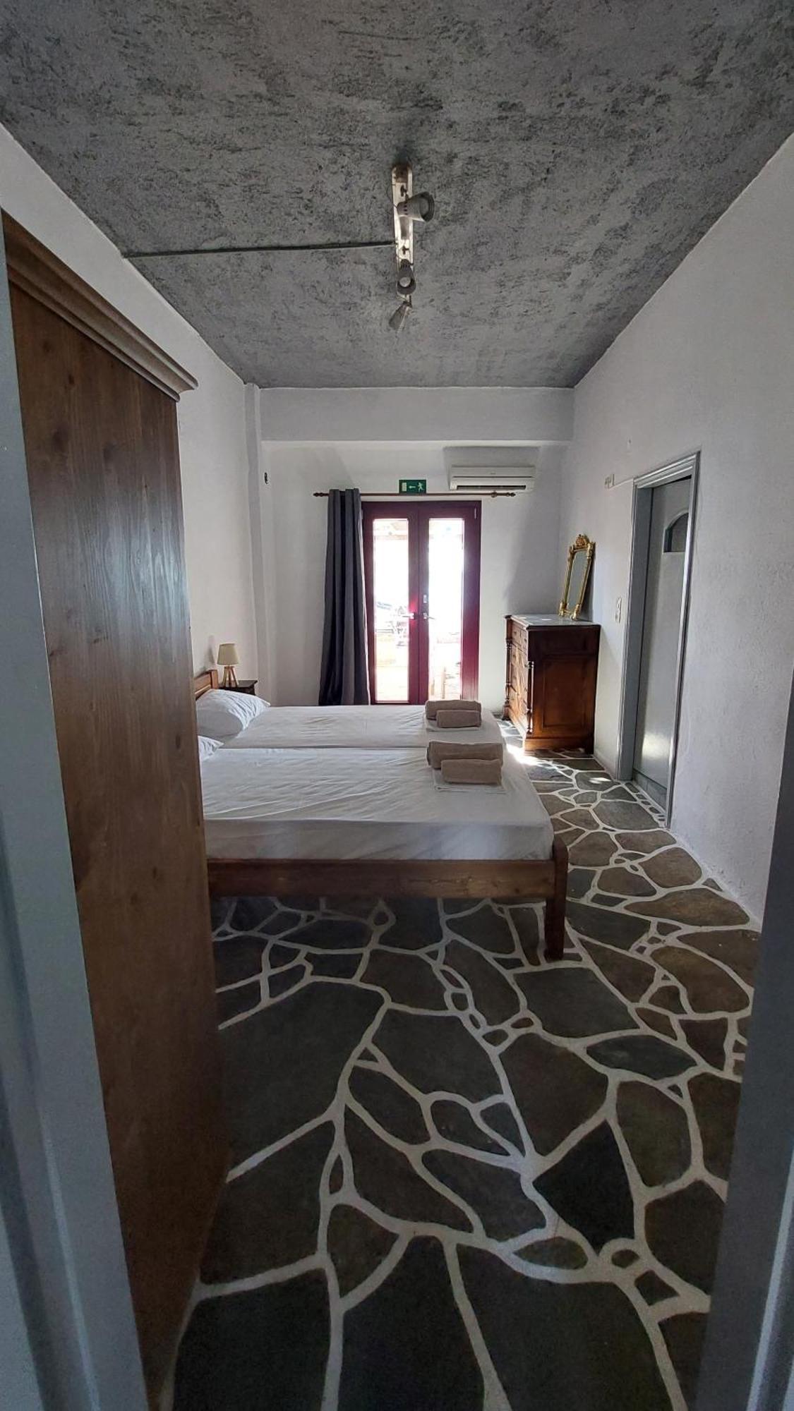Styfilia Beachfront Apartments Platis Gialos  Exterior photo