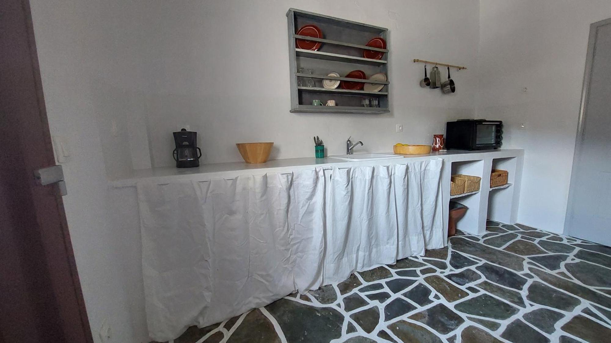 Styfilia Beachfront Apartments Platis Gialos  Exterior photo