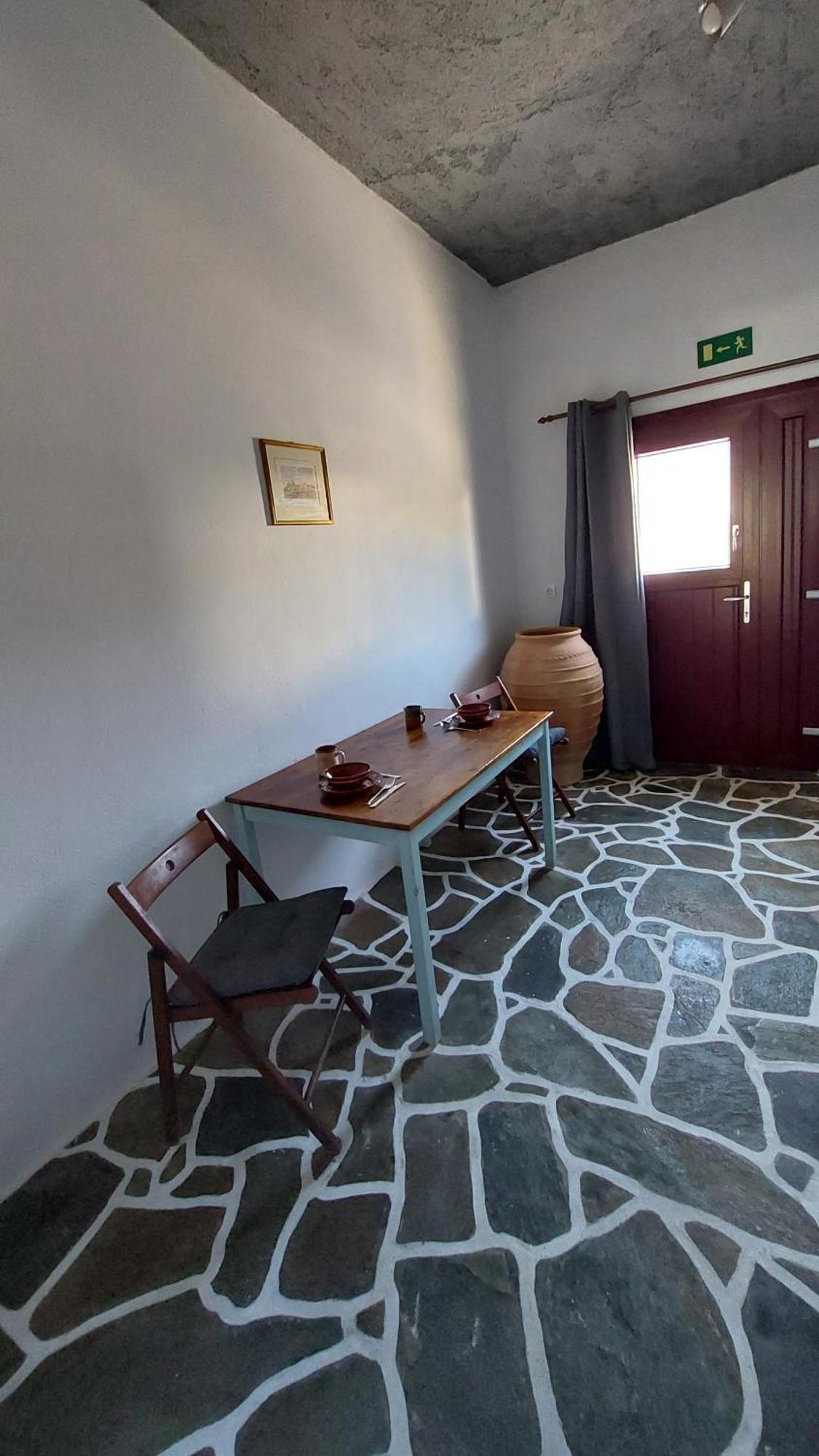 Styfilia Beachfront Apartments Platis Gialos  Exterior photo
